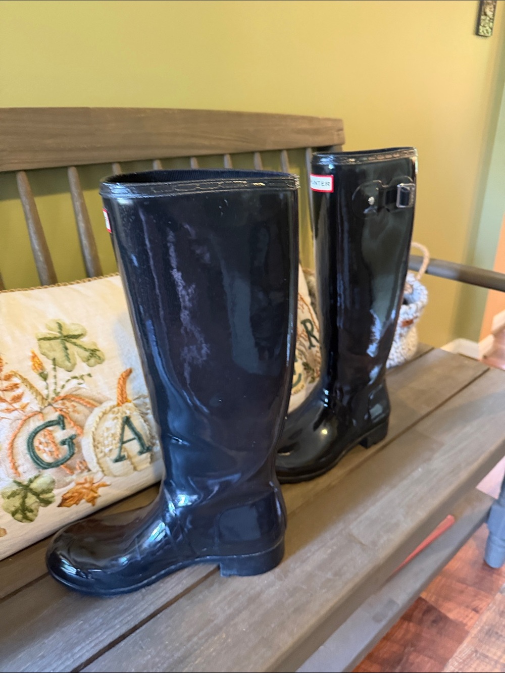 Hunter Glossy Black Knee-High Rain Boots